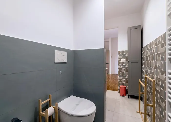 Lungotevere Bijou With Private Balcony Apartman *